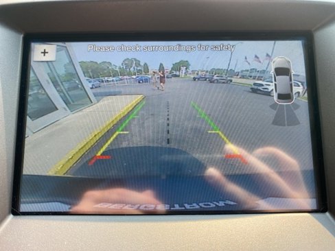 Used 2017 Ford Edge Titanium w/ Technology Package image 25