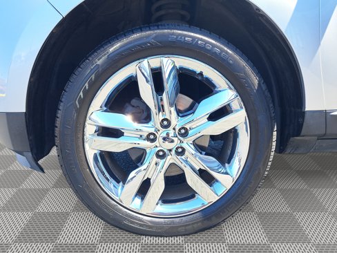 Used 2011 Ford Edge Limited w/ Driver Entry Pkg image 10