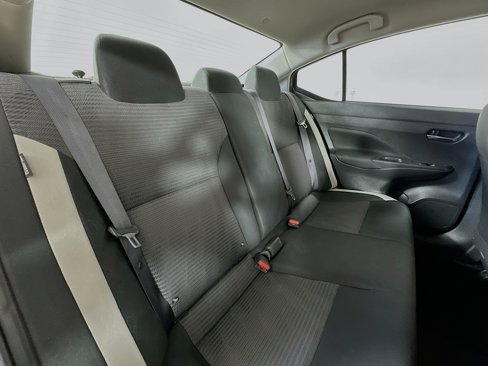 Used 2021 Nissan Versa SV image 24