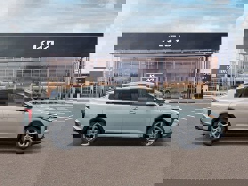 New 2025 Kia K4 LXS image 7