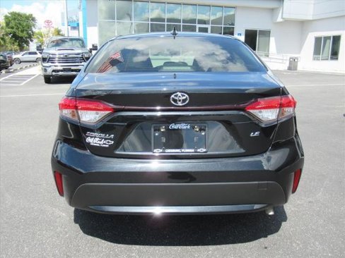 Used 2022 Toyota Corolla LE image 6