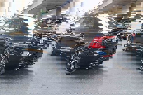 Used 2019 Volvo S60 T5 R-Design image 6