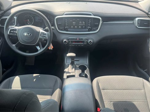 Used 2019 Kia Sorento LX image 29
