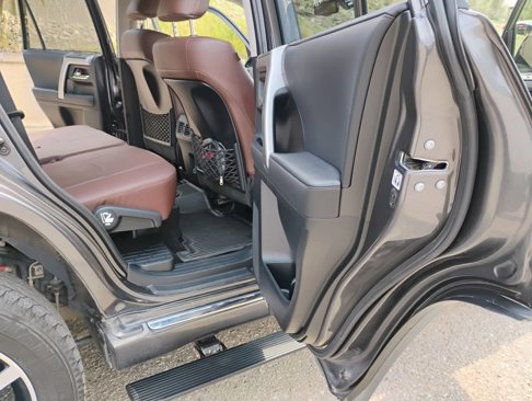 Used 2023 Toyota 4Runner Limited image 10