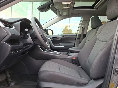 Used 2024 Toyota RAV4 XLE image 13