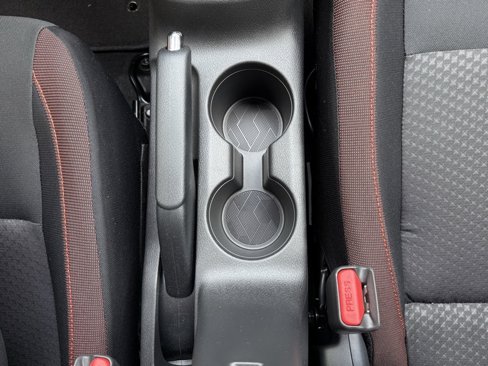 New 2025 Nissan Versa SR w/ Trunk Package image 36