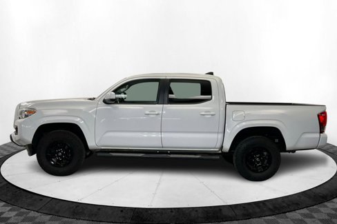 Used 2016 Toyota Tacoma SR image 2