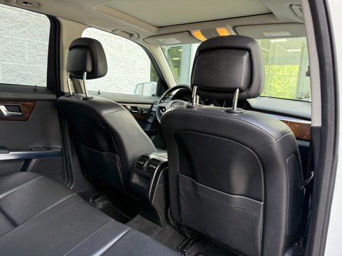 Used 2013 Mercedes-Benz GLK 350 4MATIC image 38