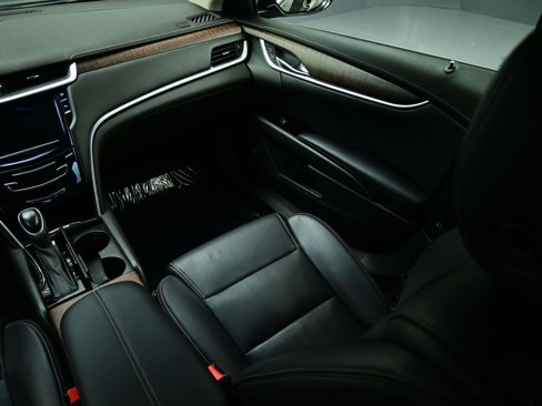 Used 2018 Cadillac XTS Luxury image 13