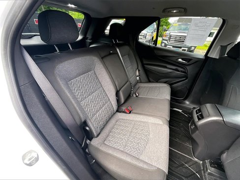 Used 2022 Chevrolet Equinox LT image 22