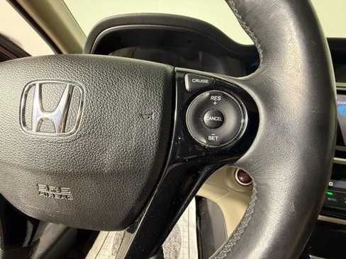 Used 2017 Honda Accord EX-L image 25