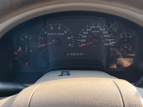 Used 2004 Ford F150 XLT image 23