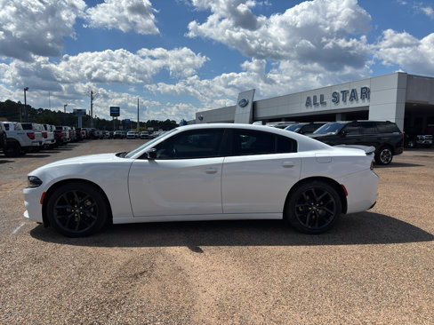 Used 2023 Dodge Charger SXT w/ Blacktop Package image 2