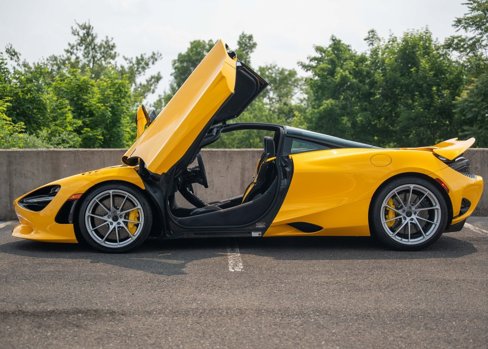 New 2025 McLaren 750S image 6