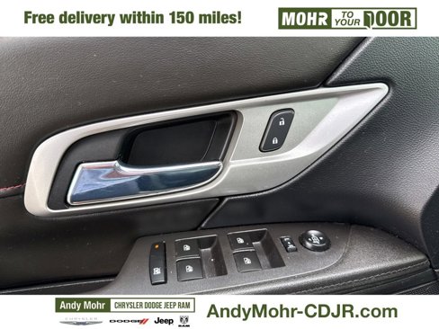 Used 2017 GMC Terrain SLT w/ Open Road Package image 10
