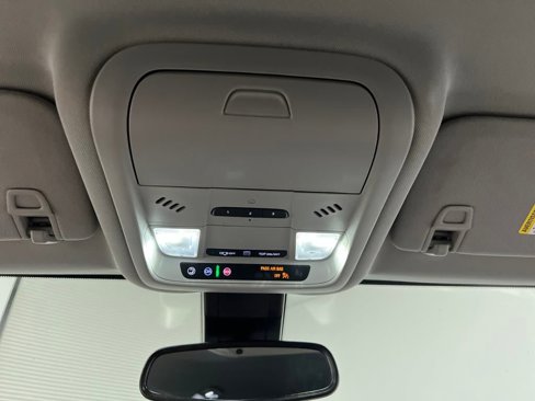 Used 2023 GMC Terrain SLT image 56