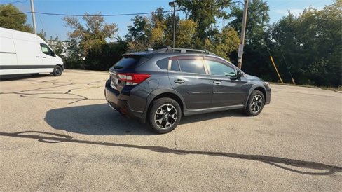 Used 2018 Subaru Crosstrek 2.0i Premium w/ Moonroof Package image 8