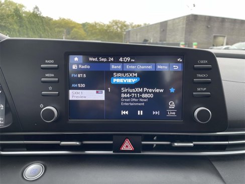 Certified 2023 Hyundai Elantra SEL image 25