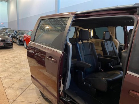 Used 2019 Dodge Grand Caravan SXT image 73