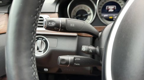 Used 2014 Mercedes-Benz E 350 Sedan image 35