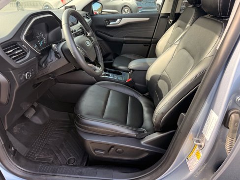 Used 2022 Ford Escape SEL image 10