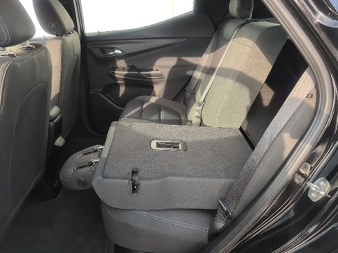 Used 2023 Chevrolet Bolt EUV LT w/ Comfort Package image 38