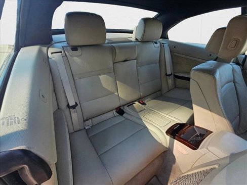 Used 2012 BMW 328i Convertible image 15