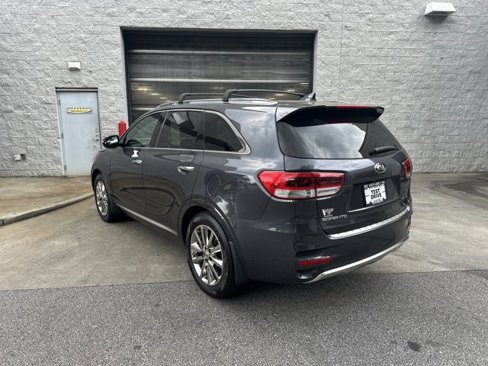 Used 2017 Kia Sorento SX image 8