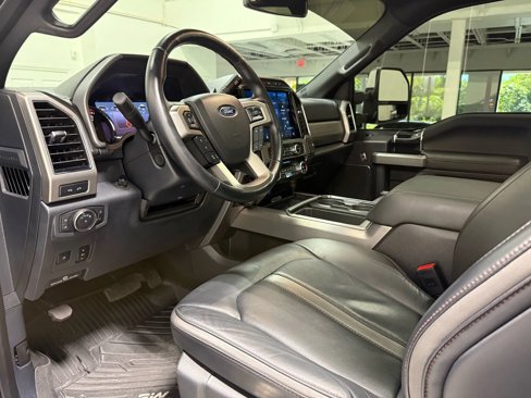 Used 2022 Ford F250 Platinum w/ FX4 Off-Road Package image 26