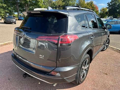 Used 2018 Toyota RAV4 XLE image 5