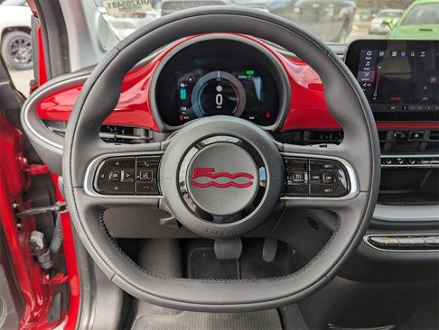 New 2024 FIAT 500 e (RED) image 22