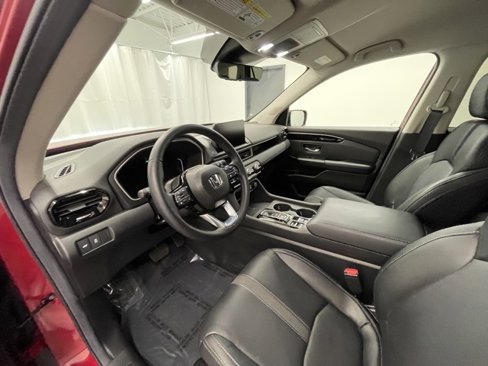 Used 2025 Honda Pilot EX-L image 11