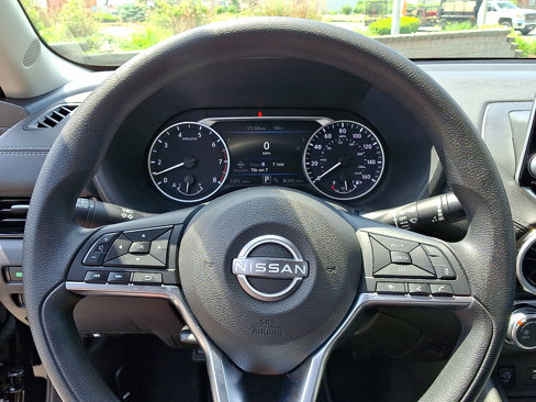 Certified 2025 Nissan Sentra SV image 19