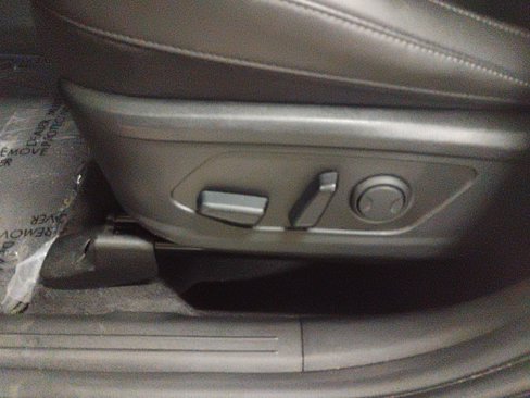 Used 2024 Kia Sorento S image 17