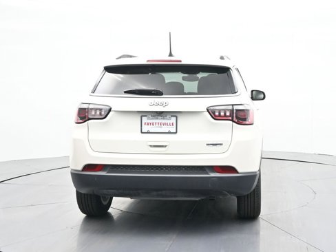 Used 2020 Jeep Compass Latitude w/ Popular Equipment Group image 7