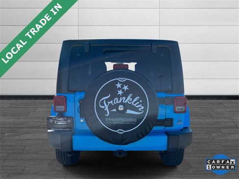 Used 2017 Jeep Wrangler Unlimited Sahara w/ Max Tow Package image 4