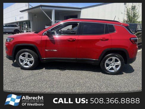 Certified 2023 Jeep Compass Latitude w/ Convenience Group image 2
