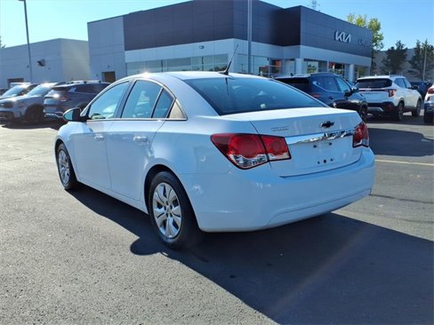 Used 2014 Chevrolet Cruze LS image 5