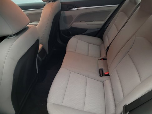 Used 2019 Hyundai Elantra SEL image 18