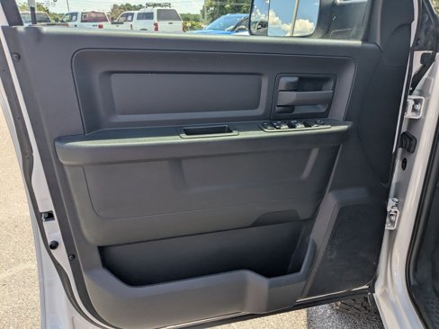 Used 2022 RAM 2500 Tradesman image 11