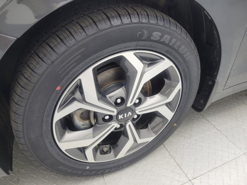 Used 2021 Kia Forte LXS image 31