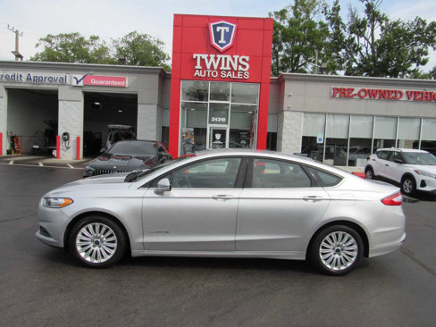 Used 2014 Ford Fusion SE image 1