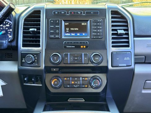 Used 2017 Ford F350 XLT w/ XLT Value Package image 34