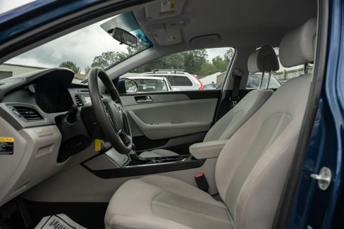 Used 2017 Hyundai Sonata SE image 7