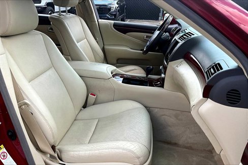 Used 2010 Lexus LS 460 image 8