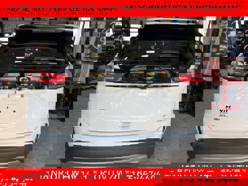 Used 2024 Ford Edge SEL image 4