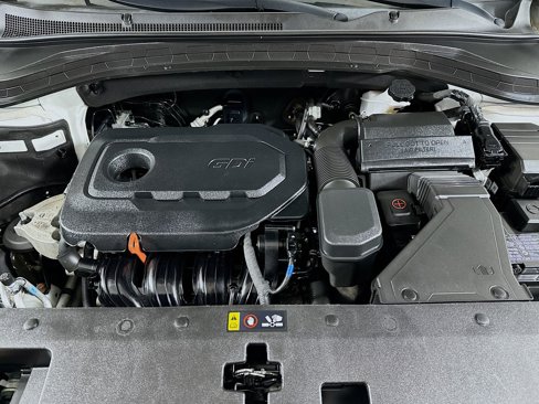 Used 2019 Hyundai Santa Fe SEL image 34