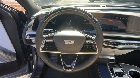 Used 2023 Cadillac Lyriq 2WD image 25