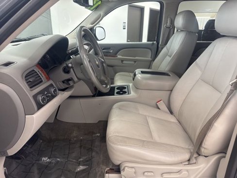 Used 2013 Chevrolet Suburban LT w/ Texas Edition image 14