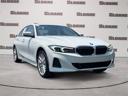 Certified 2023 BMW 330i xDrive Sedan w/ Driving Assistance Package image 7